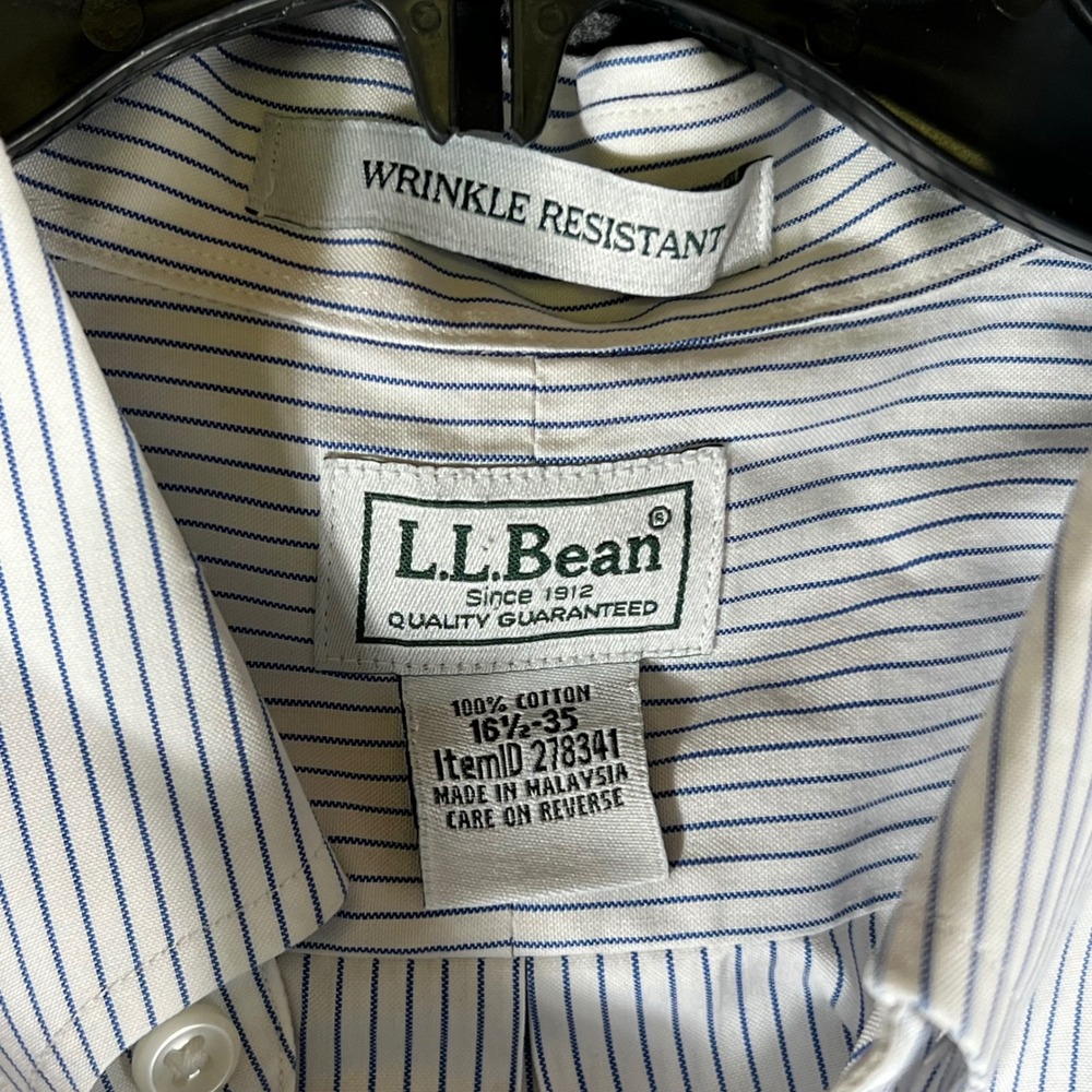 Llbean Men Wrinkle Resistant Button Down Shirt St… - image 2